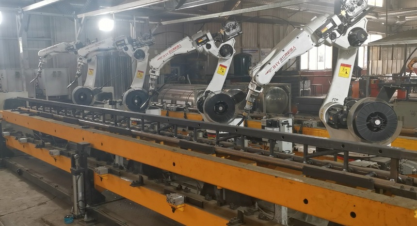 石家莊焊接機(jī)器人廠家出廠價(jià)多少錢一臺(tái)，都包含那些配套設(shè)備?